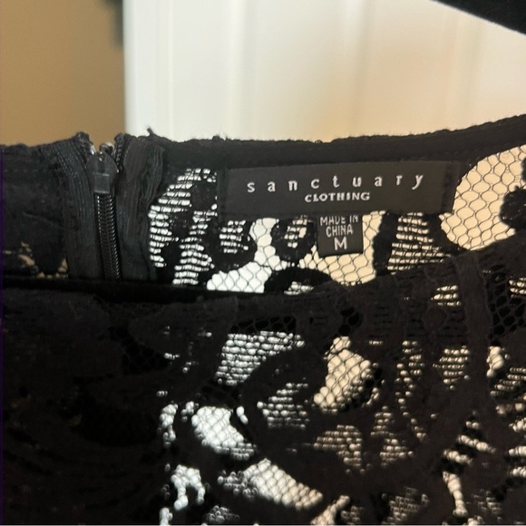 Sanctuary Black Lace Bodycon Shell Dress - Picture 2 of 3